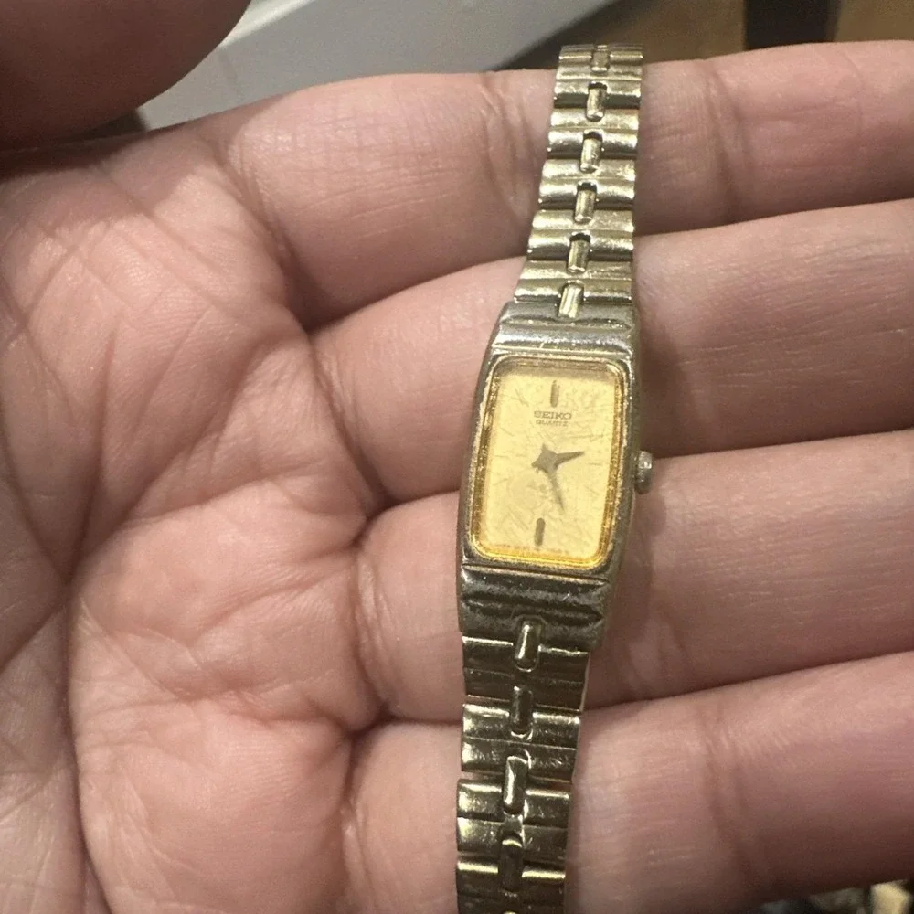 Working Vintage Seiko‎ Women's 13mm Gold Tone Bracelet Watch 2e20-6500 Fit 6.5in
